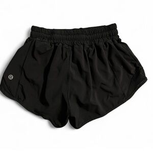 lululemon hotty hot short 2.5” black size 2